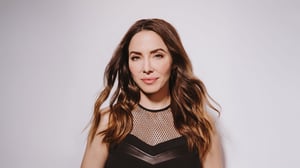 image of comedian Whitney Cummings